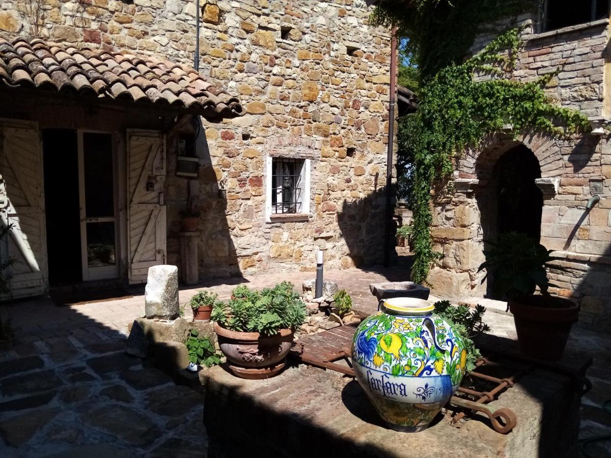 Morelli House Hostal Montalbo Exterior foto