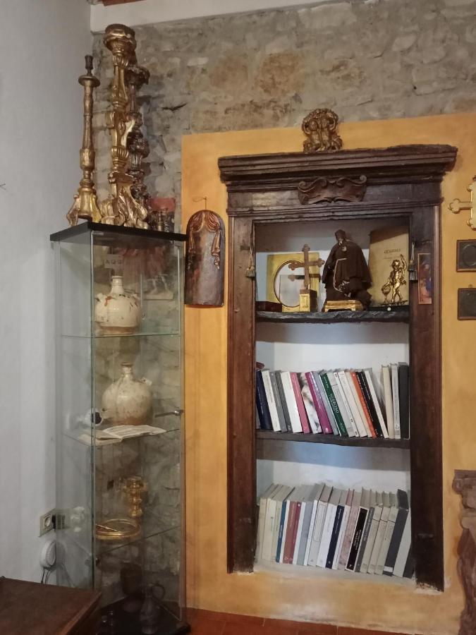 Morelli House Hostal Montalbo Exterior foto