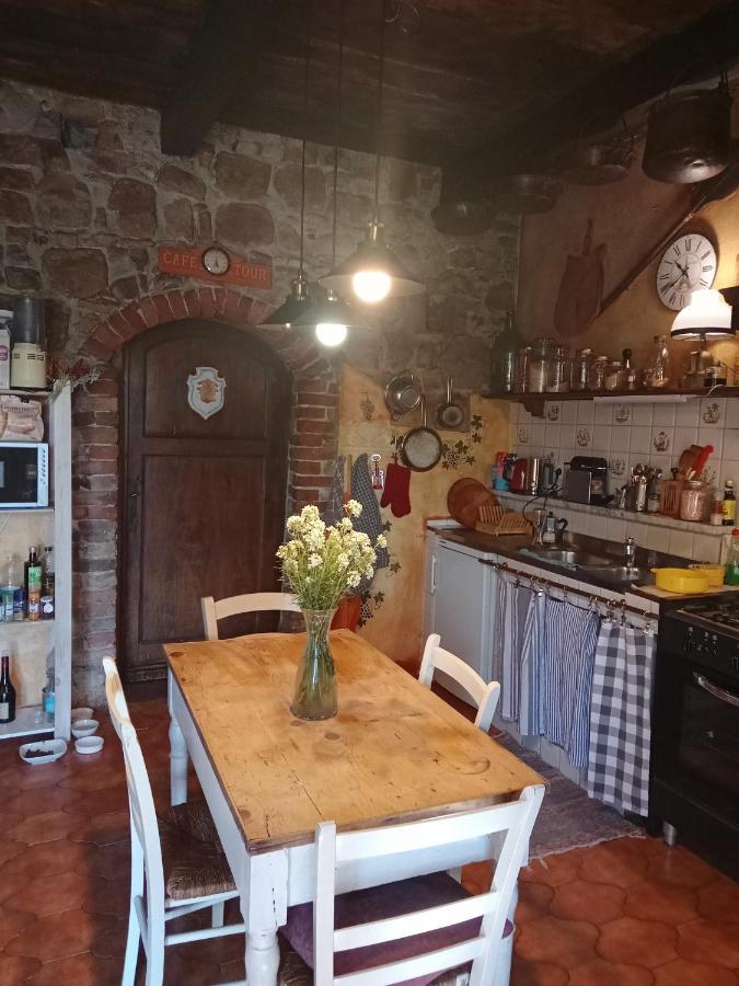 Morelli House Hostal Montalbo Exterior foto
