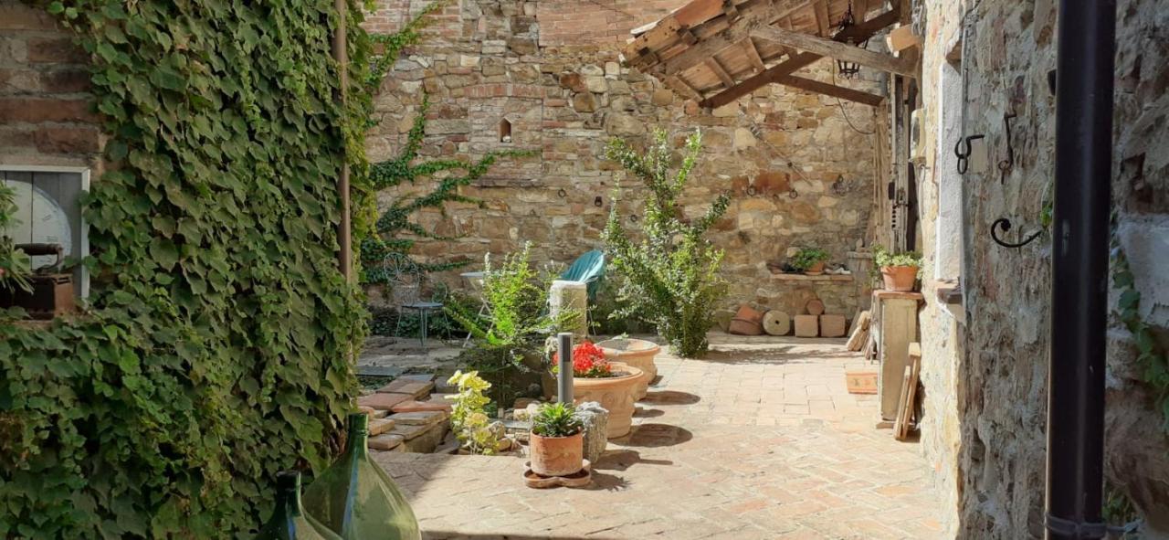 Morelli House Hostal Montalbo Exterior foto