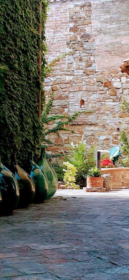 Morelli House Hostal Montalbo Exterior foto